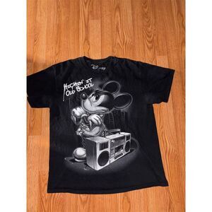Disney Men's XL Black Mickey Mouse Graphic T-Shirt